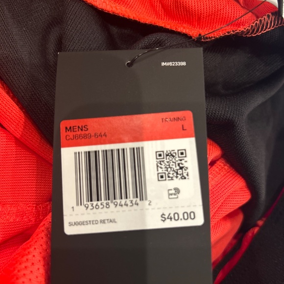 Nike Dri-Fit Training Shorts, Men’s large, New with Tags - Picture 7 of 7